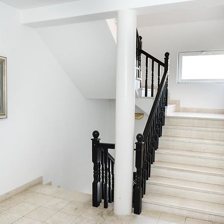 בודווה Hotel Jovana מראה חיצוני תמונה