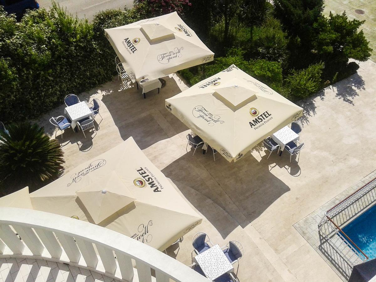 בודווה Hotel Jovana מראה חיצוני תמונה