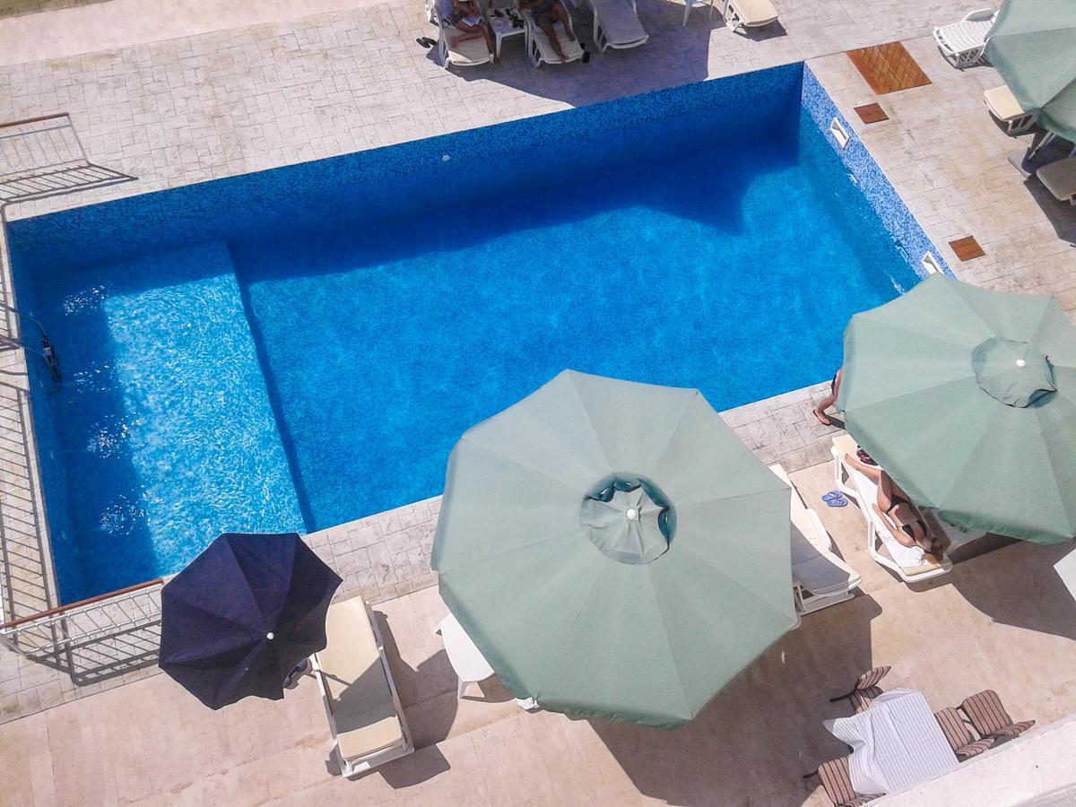 בודווה Hotel Jovana מראה חיצוני תמונה