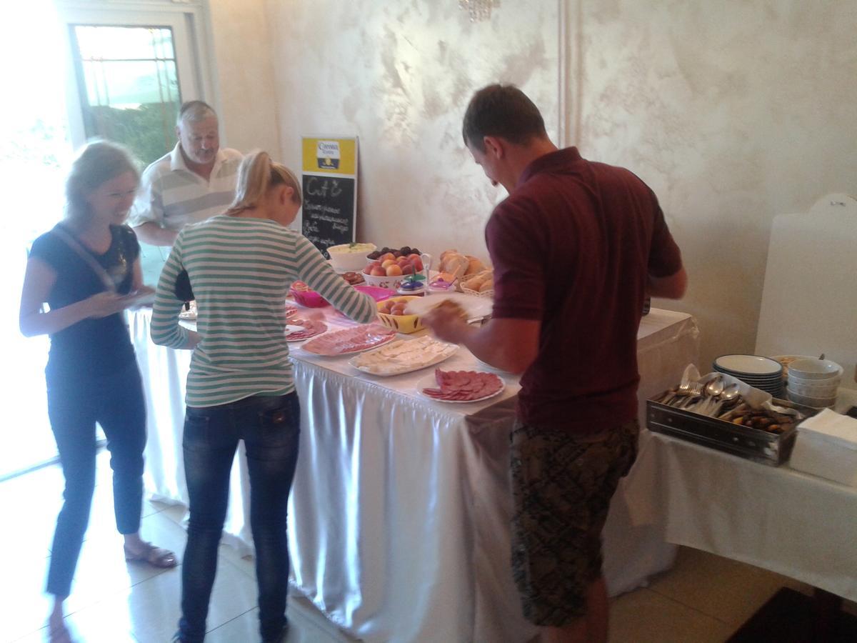בודווה Hotel Jovana מראה חיצוני תמונה