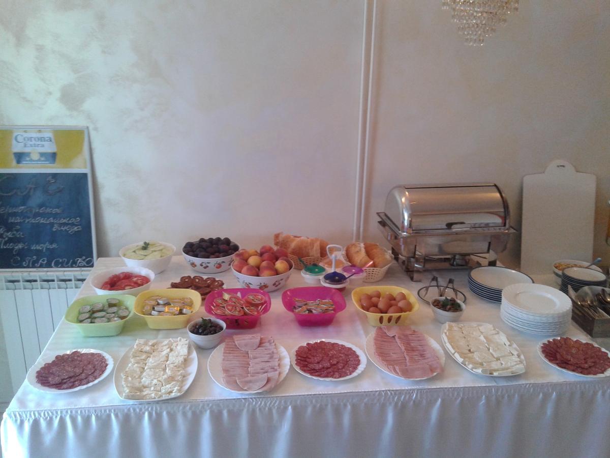 בודווה Hotel Jovana מראה חיצוני תמונה