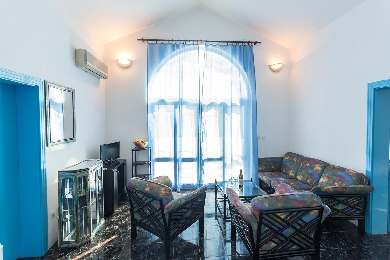 בודווה Hotel Jovana מראה חיצוני תמונה